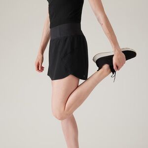 Athleta Run With It high rise 14” skort